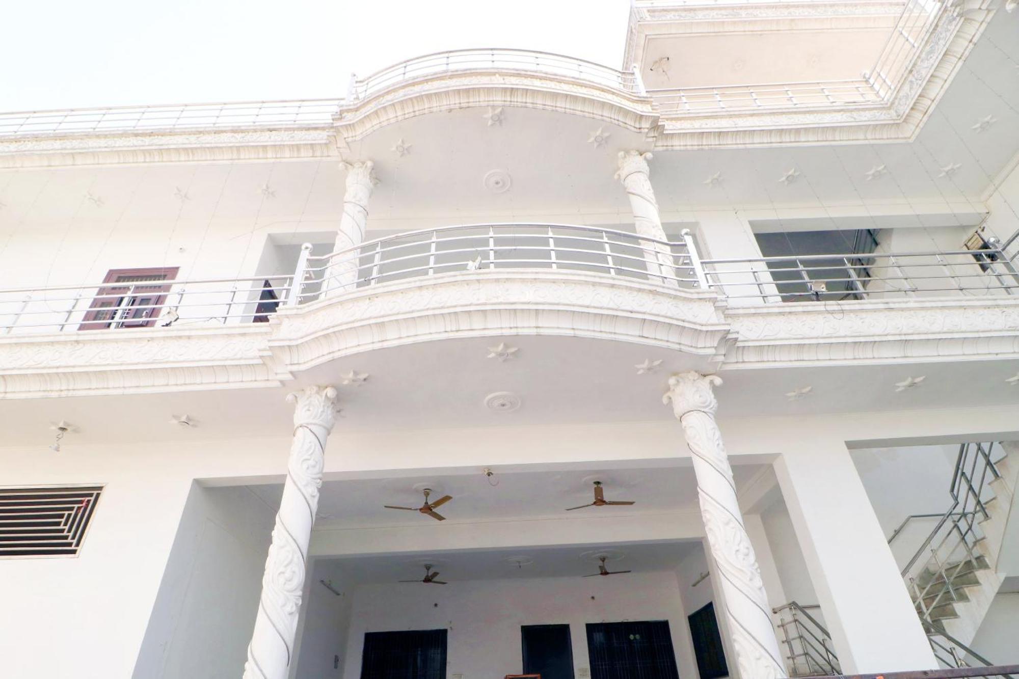 Hotel O Pushp Vatika Bhiwani Extérieur photo