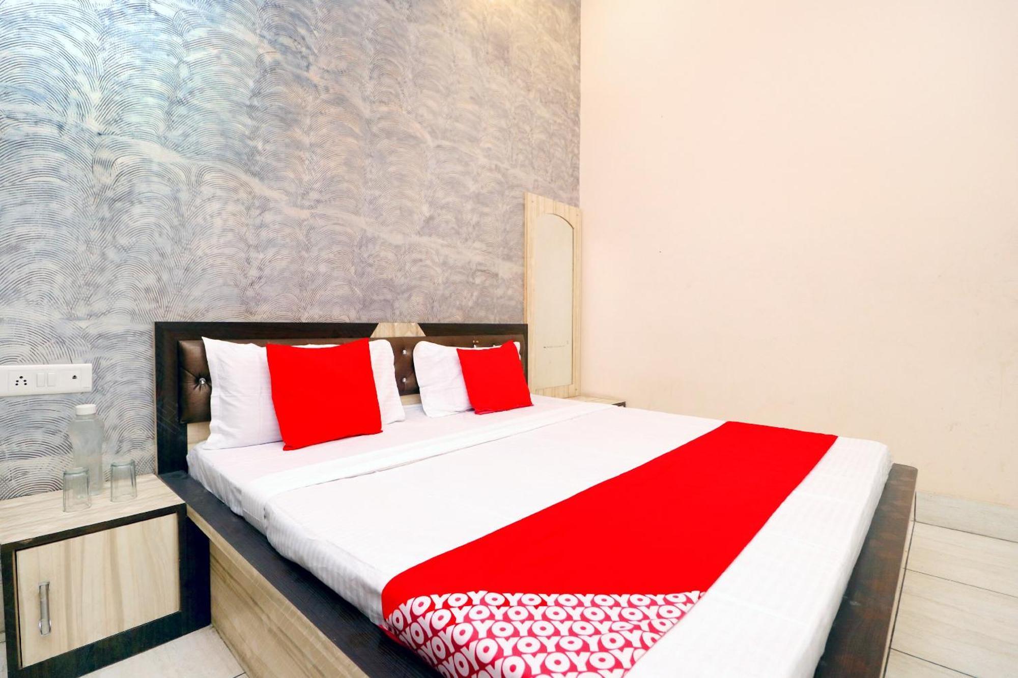 Hotel O Pushp Vatika Bhiwani Extérieur photo