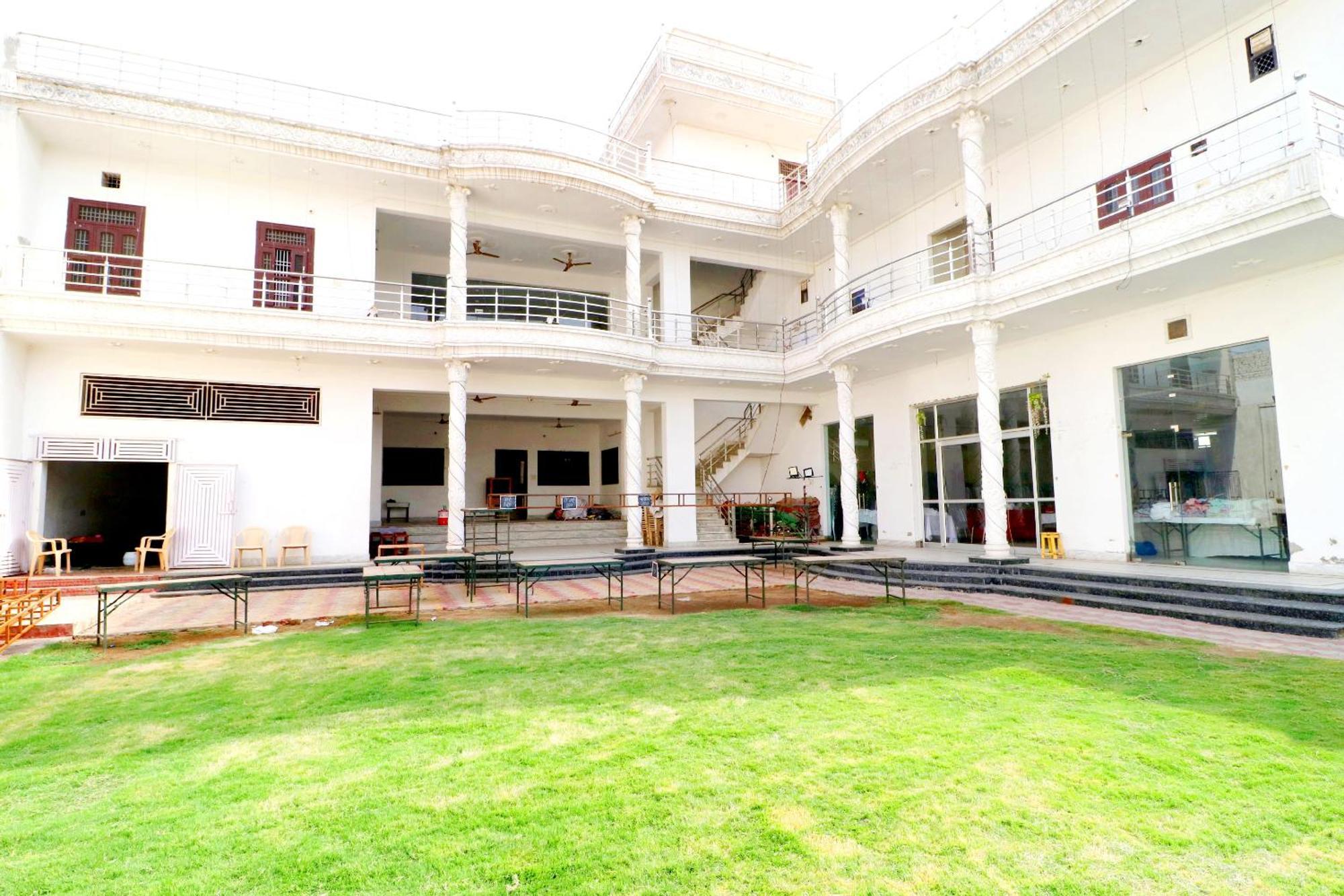 Hotel O Pushp Vatika Bhiwani Extérieur photo