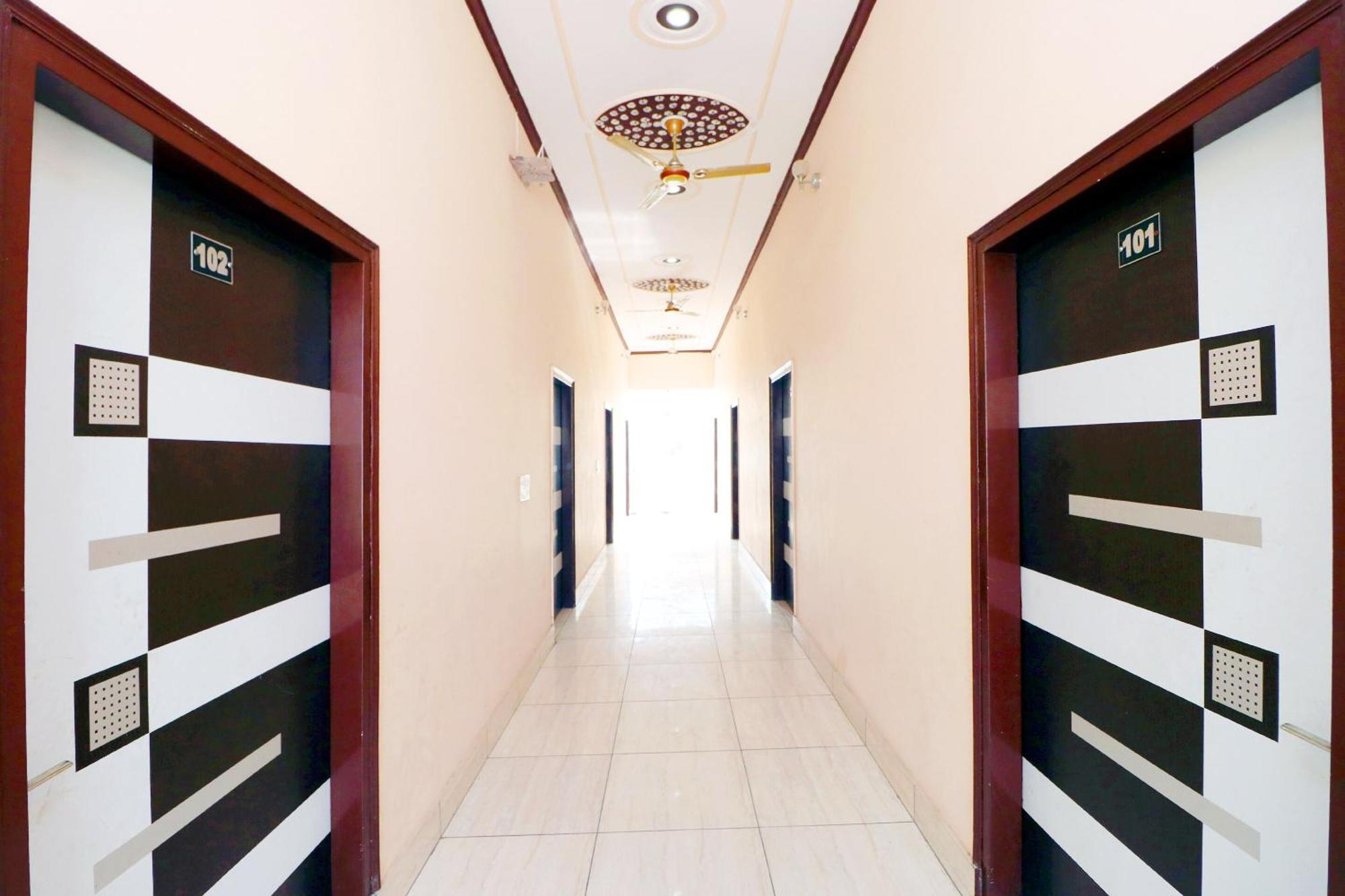 Hotel O Pushp Vatika Bhiwani Extérieur photo