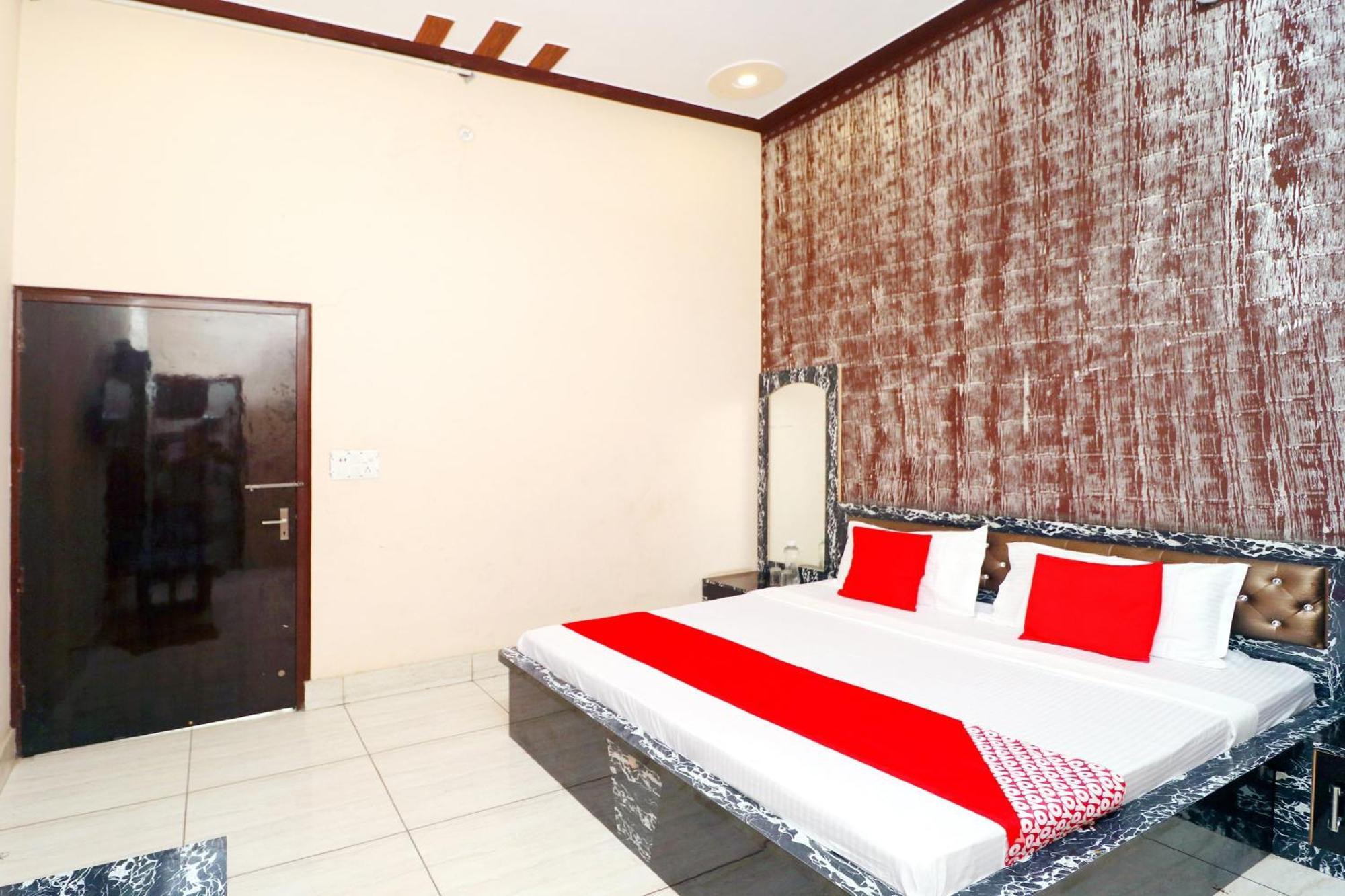 Hotel O Pushp Vatika Bhiwani Extérieur photo